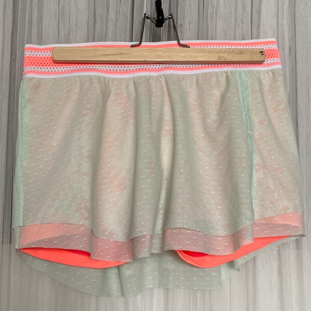 New Balance Neon Pink/Orange Athletic Light Mint Green Mesh Overlay Short Wear M